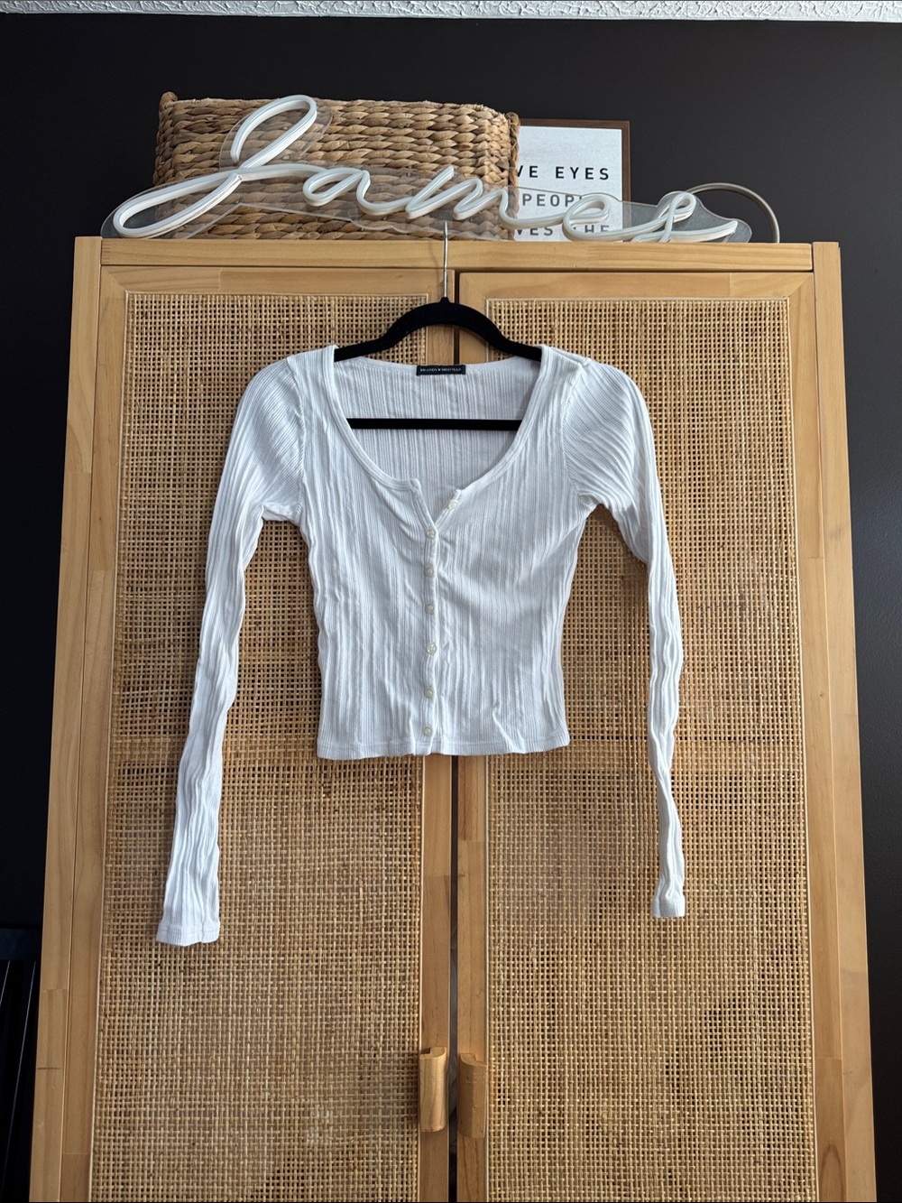 Brandy Melville White Ribbed Button-Front Long Sleeve Top